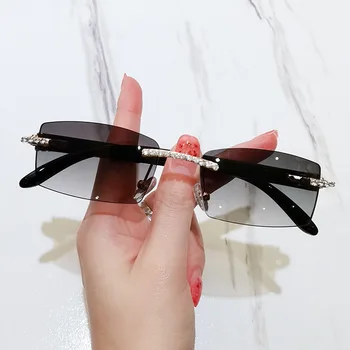 2021 novo osebnost diamond-okovan klincima ženske luksuzni sončna očala diamant cut kvadrat očala star street photography sončna očala UV400